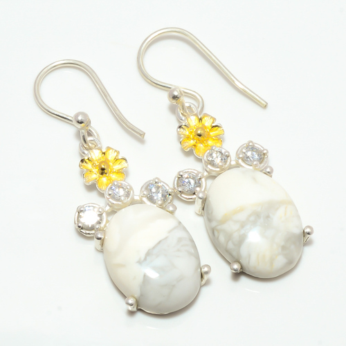 Howlite - Usa, Topaz Gemstone 925 Silver Handmade Earring, Gift for her, Silver Jewelry Earring, Elegant Earring, White Gemstone Earring, Drop/Dangle Earring