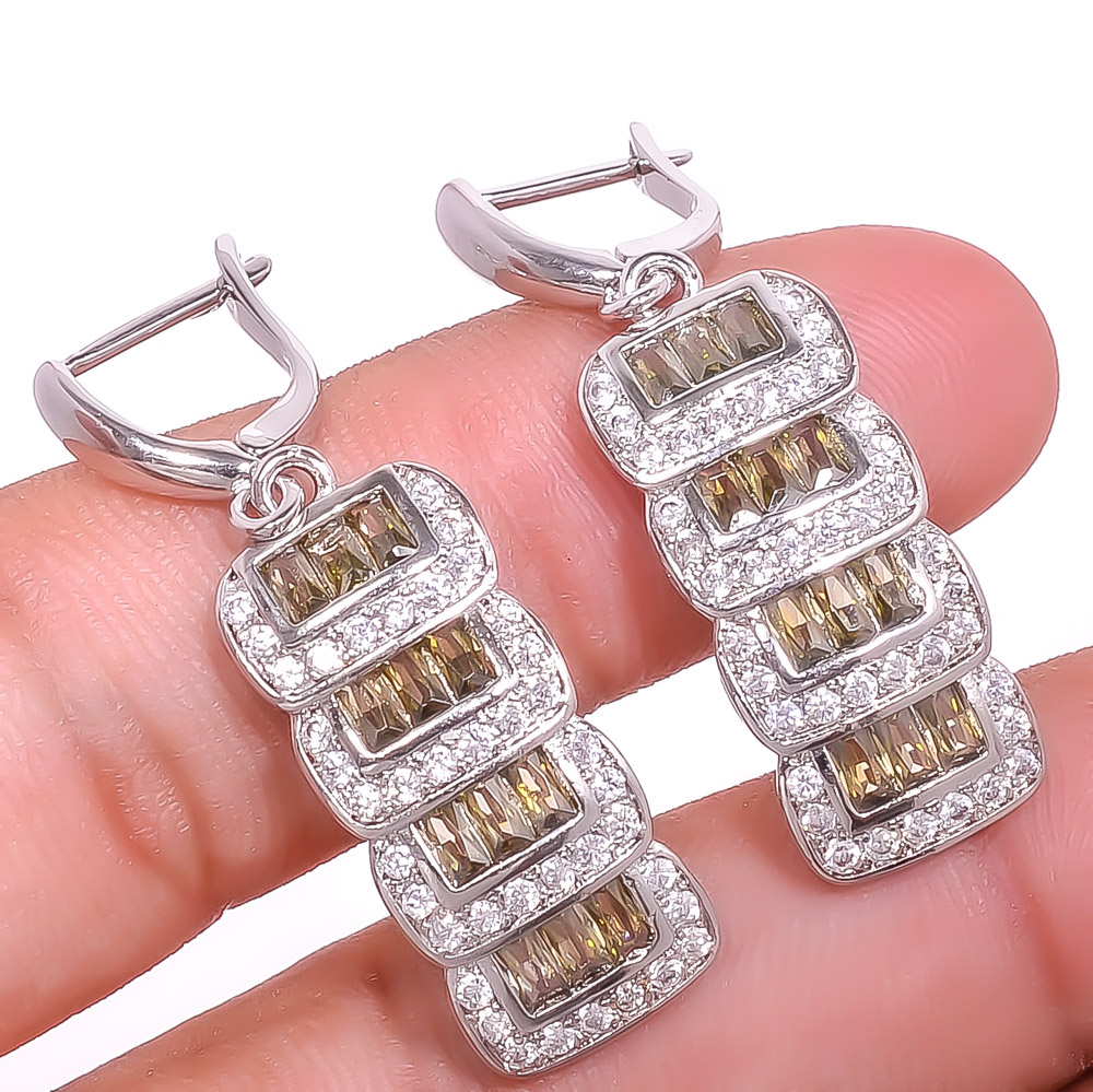 Peridot & White Topaz 925 Sterling Silver Earring 1.64" E6217-120