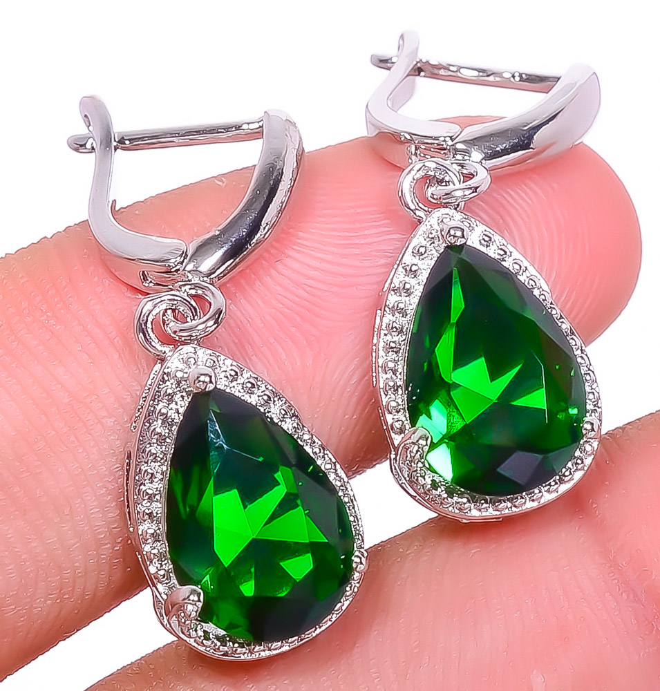 Emerald Quartz (Simulated) 925 Sterling Silver Jewelry Earring 1.17" E6217-254