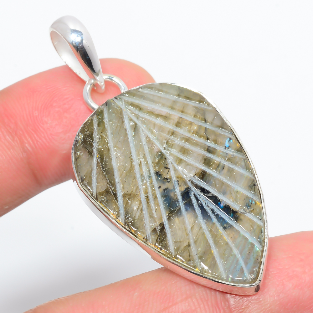 Carved Labradorite 925 Sterling Silver Pendant, Handmade Pendant, Pear Pendant, Black Pendant, Unique Silver Pendant, Fine Pendant, Silver Jewelry Pendant