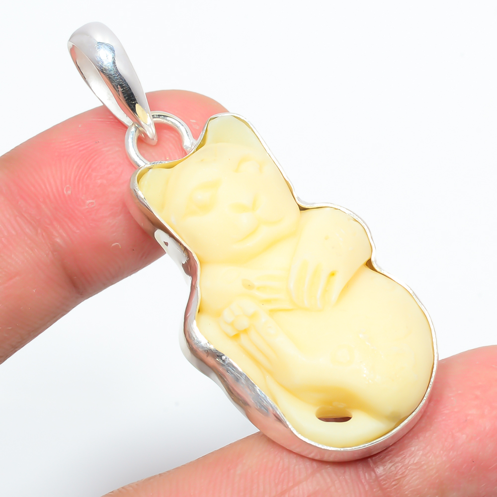 Sleeping Cat Clay 925 Sterling Silver Pendant, Handmade Pendant, Oval Pendant, Yellow Pendant, Unique Silver Pendant, Fine Pendant, Silver Jewelry Pendant
