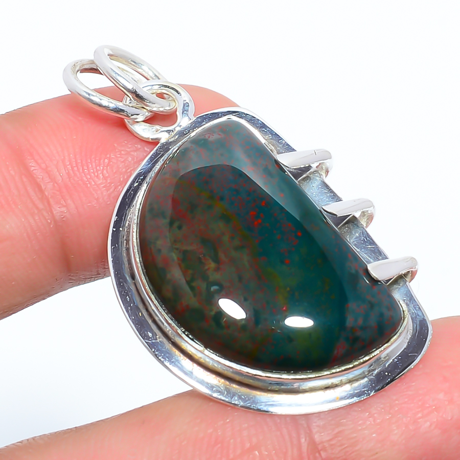 Bloodstone 925 Sterling Silver Pendant, Handmade Pendant, Oval Pendant, Green Pendant, Unique Silver Pendant, Fine Pendant, Silver Jewelry Pendant