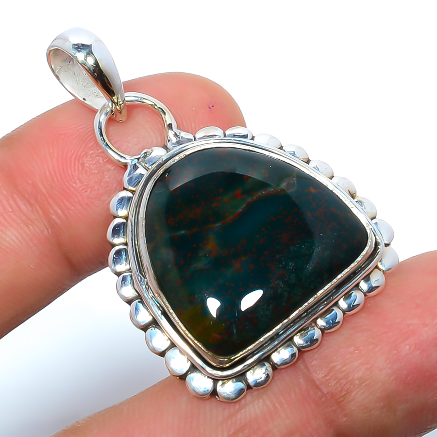 Bloodstone 925 Sterling Silver Pendant, Handmade Pendant, Oval Pendant, Green Pendant, Unique Silver Pendant, Fine Pendant, Silver Jewelry Pendant