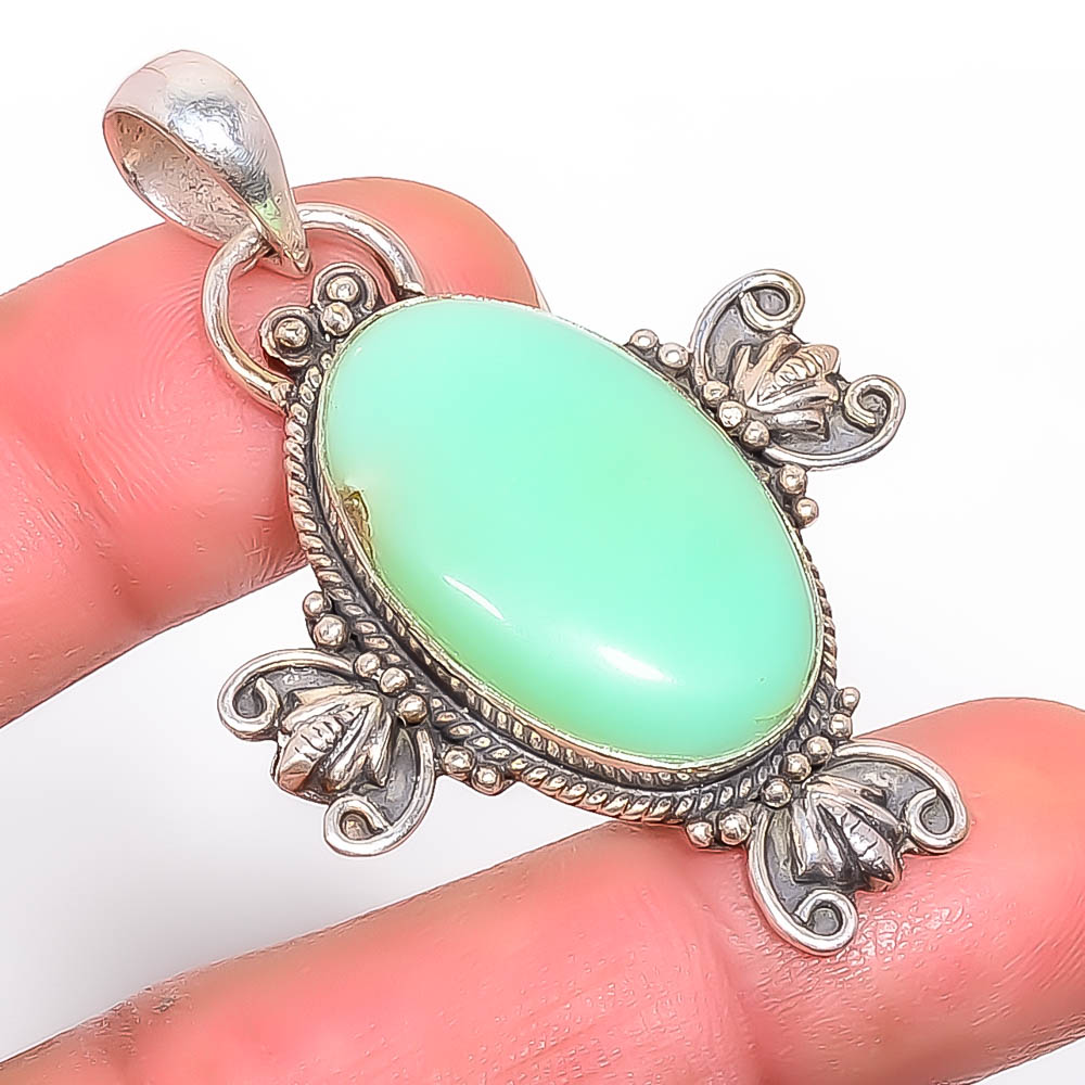 Mint Chrysoprase 925 Sterling Silver Pendant, Handmade Pendant, Oval Pendant, Green Pendant, Unique Silver Pendant, Fine Pendant, Silver Jewelry Pendant
