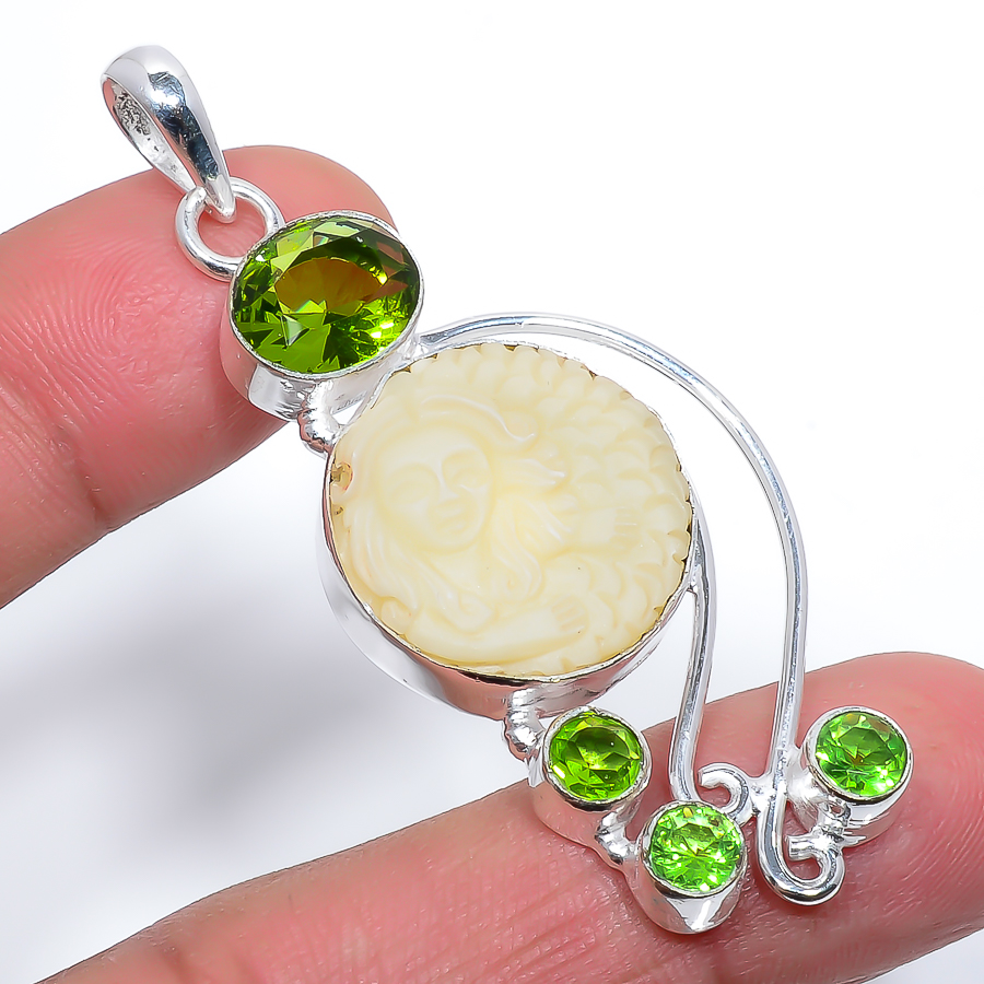 Mermaid Clay & Peridot 925 Sterling Silver Pendant, Handmade Pendant, Round Pendant, Yellow Pendant, Unique Silver Pendant, Fine Pendant, Silver Jewelry Pendant