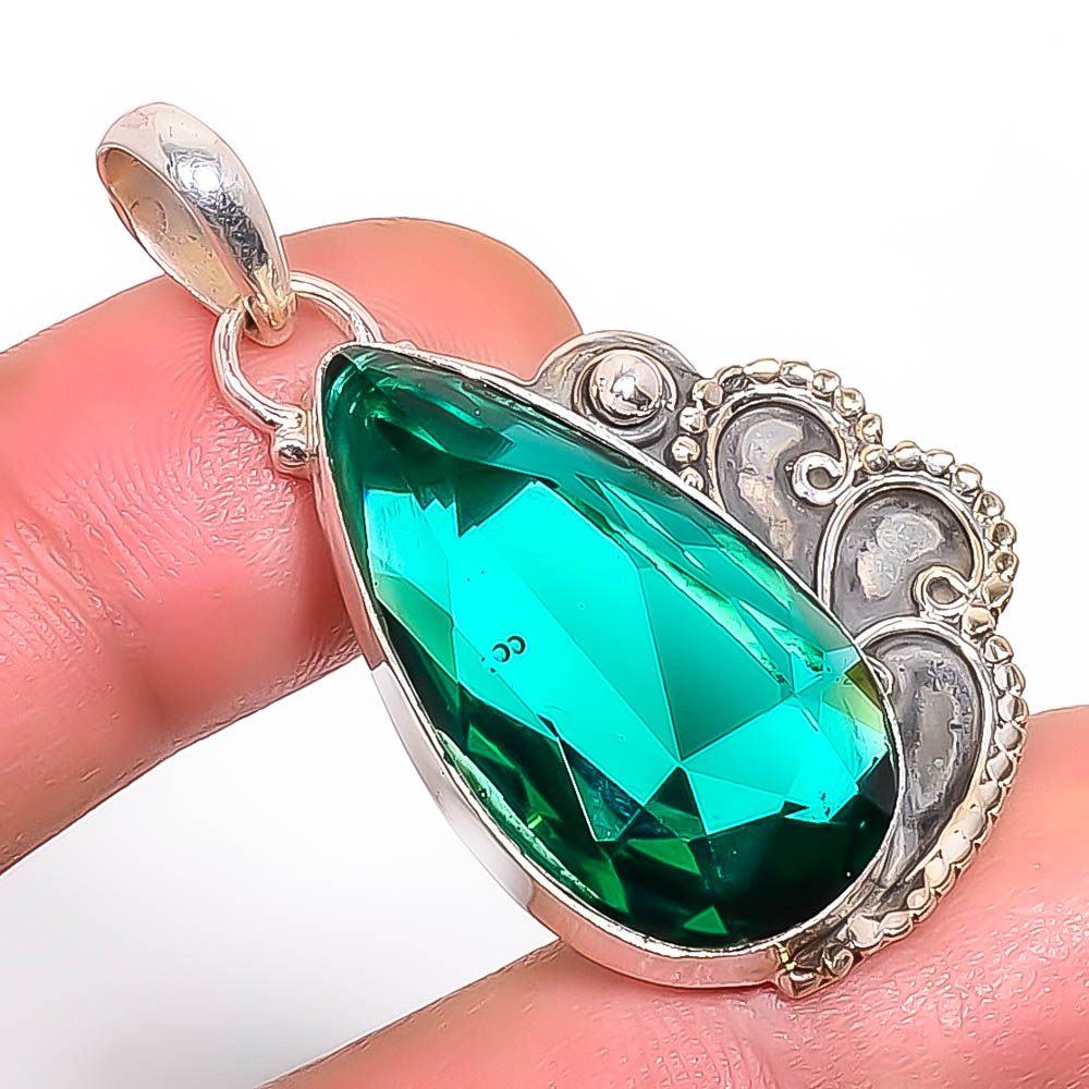 Emerald Quartz 925 Sterling Silver Pendant, Handmade Pendant, Pear Pendant, Green Pendant, Unique Silver Pendant, Fine Pendant, Silver Jewelry Pendant