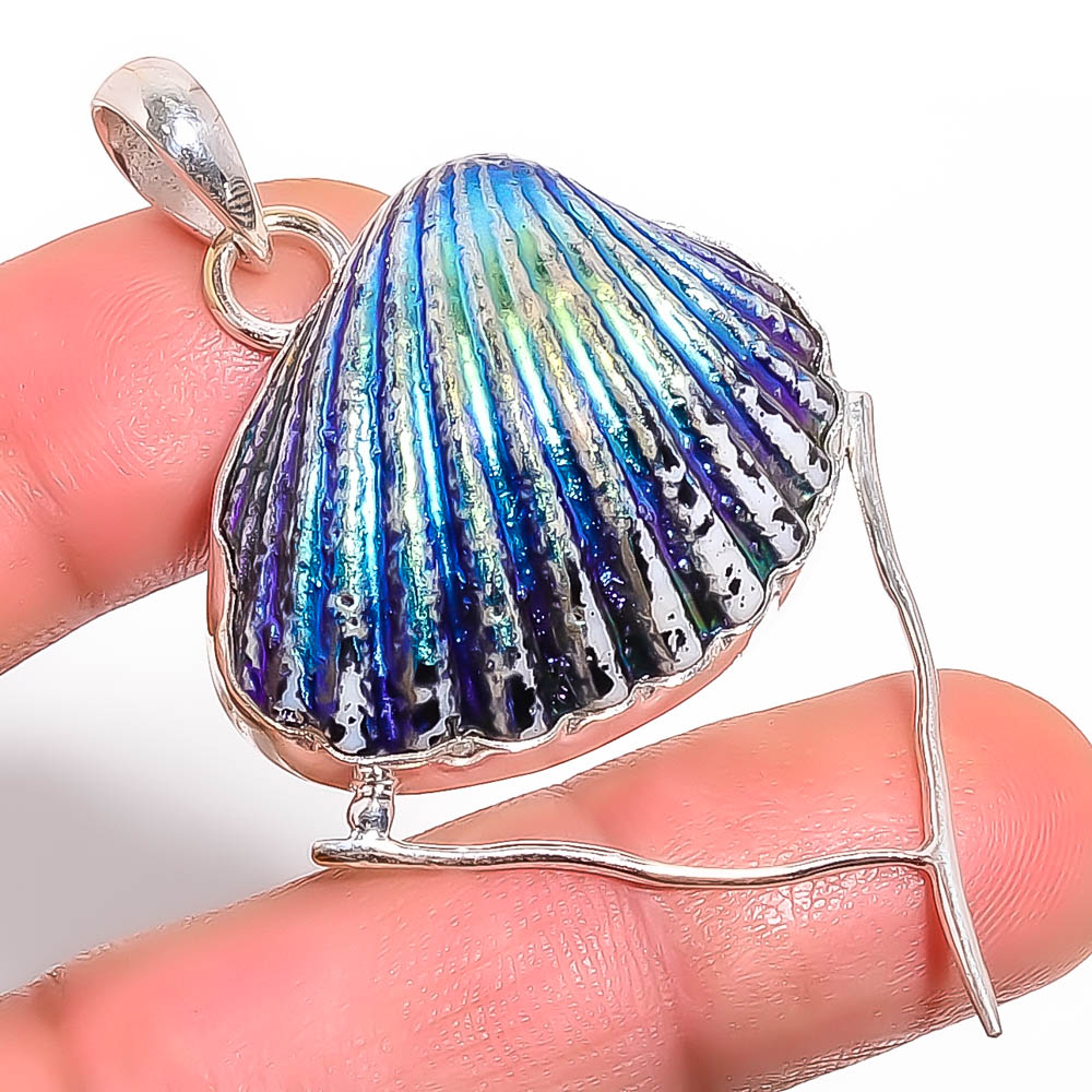 Titanium Oyester Shell 925 Sterling Silver Pendant, Handmade Pendant, Trillion Pendant, Black Pendant, Unique Silver Pendant, Fine Pendant, Silver Jewelry Pendant