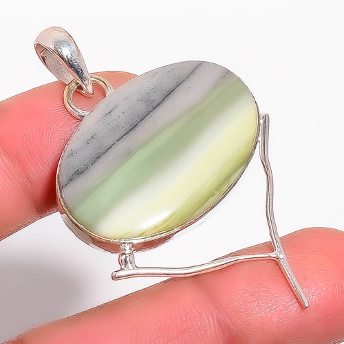 Serpentine 925 Sterling Silver Pendant, Handmade Pendant, Oval Pendant, Green Pendant, Unique Silver Pendant, Fine Pendant, Silver Jewelry Pendant