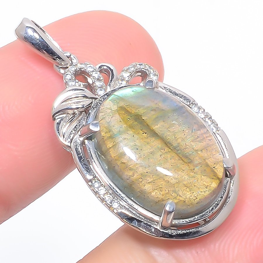 Labradorite & Cz 925 Sterling Silver Pendant, Handmade Pendant, Oval Pendant, Black Pendant, Unique Silver Pendant, Fine Pendant, Silver Jewelry Pendant