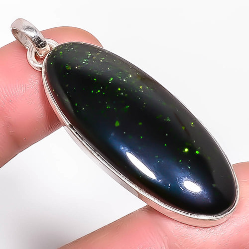 Green Sunstone 925 Sterling Silver Pendant, Handmade Pendant, Oval Pendant, Green Pendant, Unique Silver Pendant, Fine Pendant, Silver Jewelry Pendant