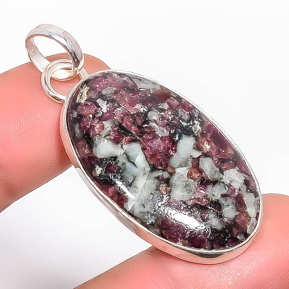 Eudialyte 925 Sterling Silver Pendant, Handmade Pendant, Oval Pendant, Pink Pendant, Unique Silver Pendant, Fine Pendant, Silver Jewelry Pendant