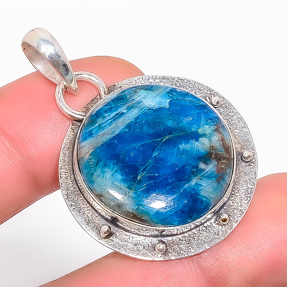 Blue Apatite 925 Sterling Silver Pendant, Handmade Pendant, Round Pendant, Blue Pendant, Unique Silver Pendant, Fine Pendant, Silver Jewelry Pendant