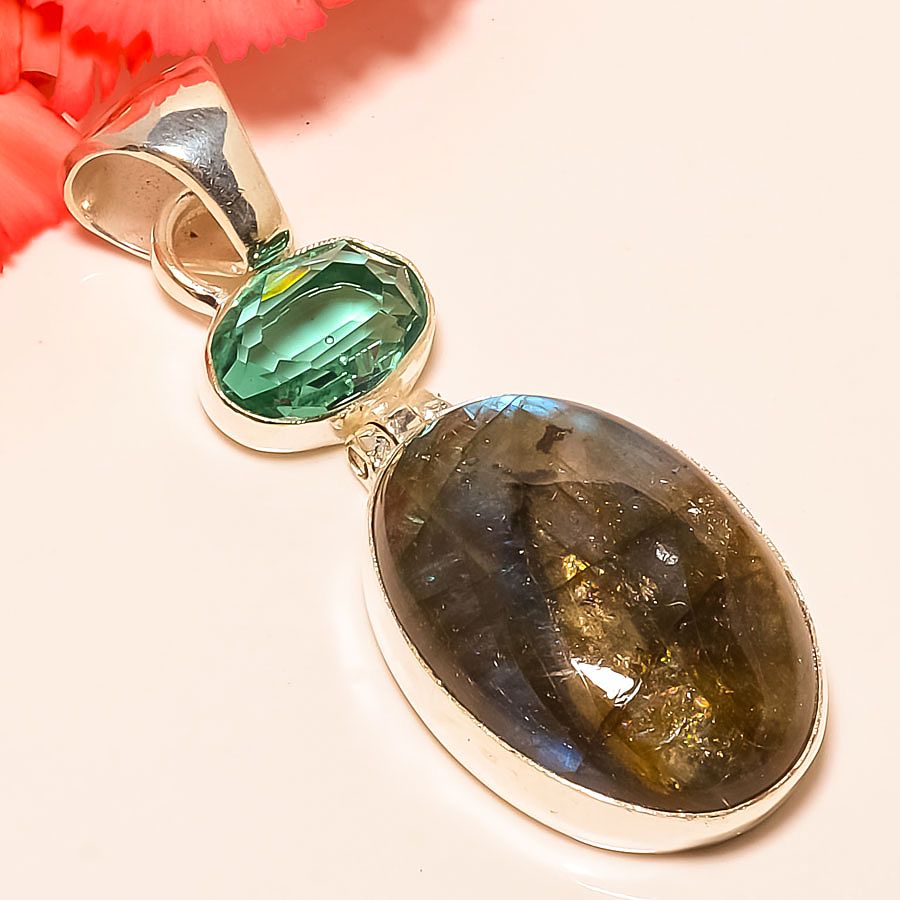 Labradorite & Green Apatite 925 Sterling Silver Pendant, Handmade Pendant, Oval Pendant, Black Pendant, Unique Silver Pendant, Fine Pendant, Silver Jewelry Pendant