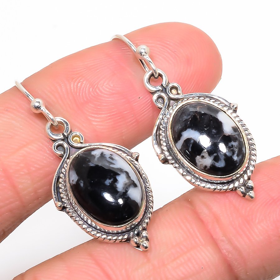 White Buffalo Turquoise Vintage Style 925 Sterling Silver Jewelry Earring, Drop Dangle Earring, Gift For Her, Oval Earring, White Earring, Silver Jewelry Earring