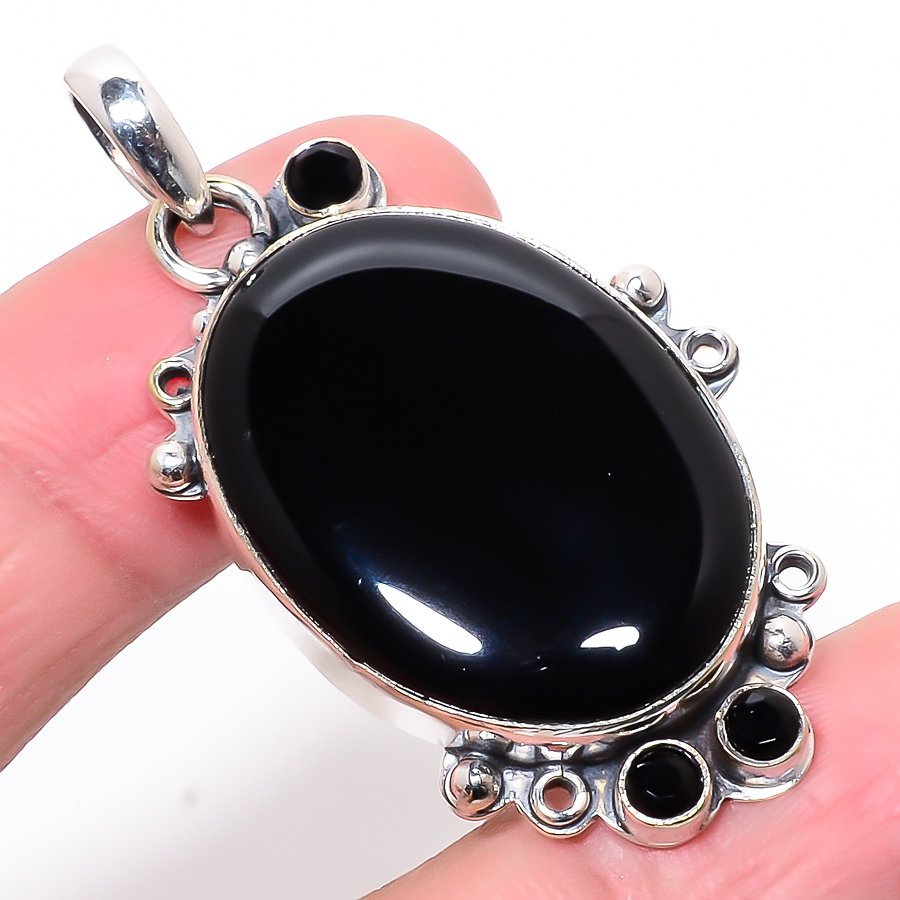 Black Onyx 925 Sterling Silver Pendant, Handmade Pendant, Oval Pendant, Black Pendant, Unique Silver Pendant, Fine Pendant, Silver Jewelry Pendant