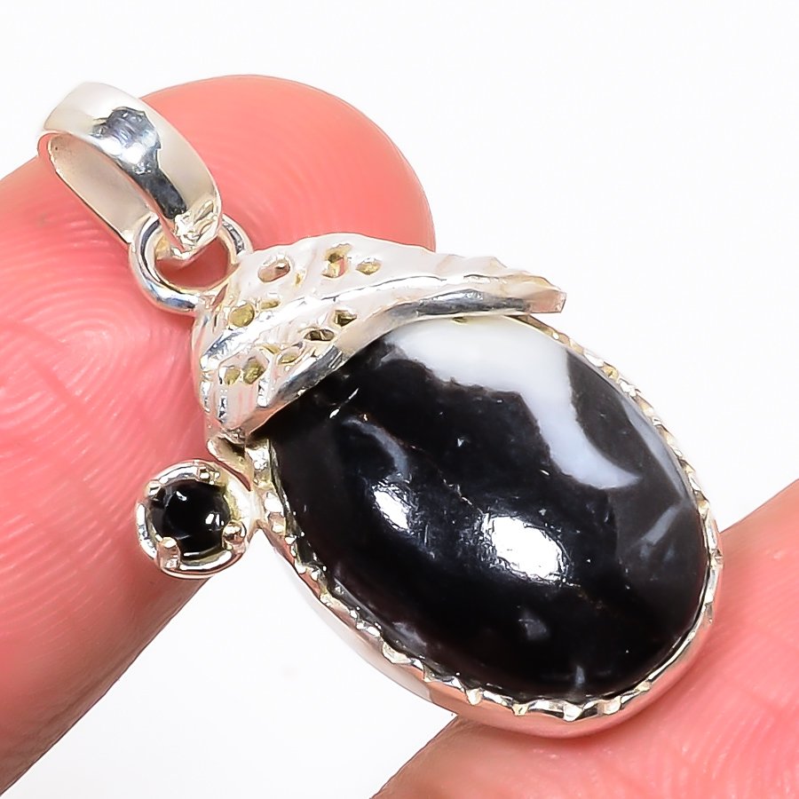 White Buffalo Turquoise & Black Onyx Silver Leaf Pendant, Handmade Pendant, Oval Pendant, White Pendant, Unique Silver Pendant, Fine Pendant, Silver Jewelry Pendant