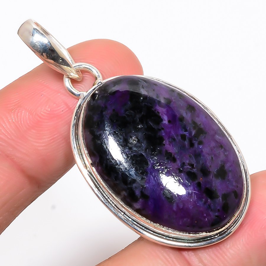 Magnetite In Charoite 925 Sterling Silver Pendant, Handmade Pendant, Oval Pendant, Purple Pendant, Unique Silver Pendant, Fine Pendant, Silver Jewelry Pendant