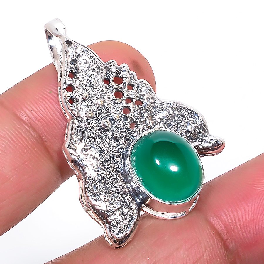 Green Onyx 925 Sterling Silver Pendant, Handmade Pendant, Oval Pendant, Green Pendant, Unique Silver Pendant, Fine Pendant, Silver Jewelry Pendant