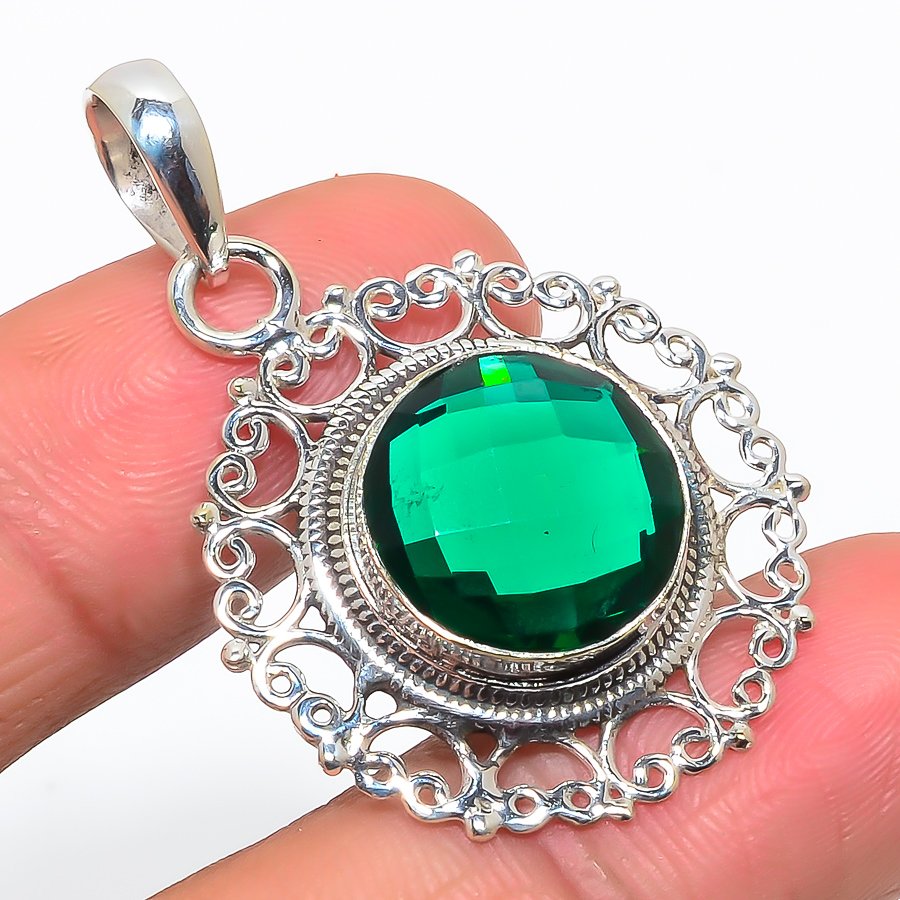Chrome Diopside 925 Sterling Silver Pendant, Handmade Pendant, Round Pendant, Green Pendant, Unique Silver Pendant, Fine Pendant, Silver Jewelry Pendant