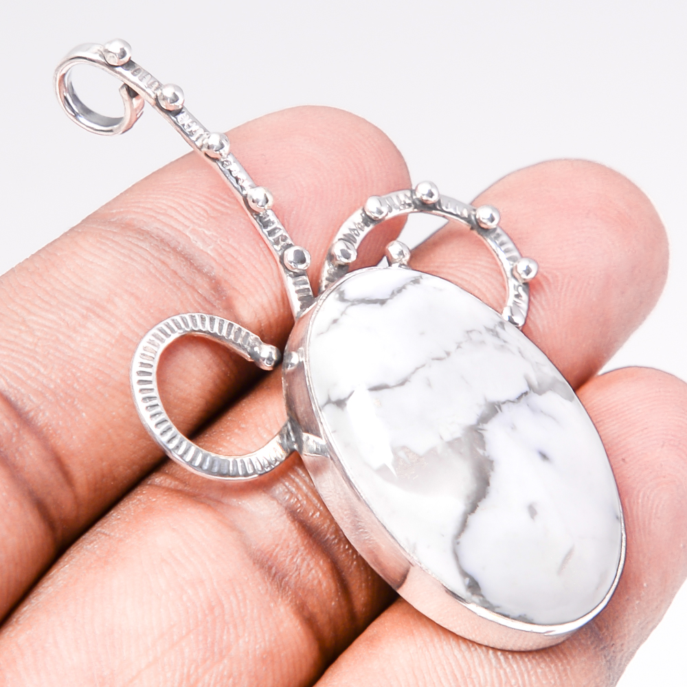 Howlite 925 Sterling Silver Pendant, Handmade Pendant, Oval Pendant, White Pendant, Unique Silver Pendant, Fine Pendant, Silver Jewelry Pendant