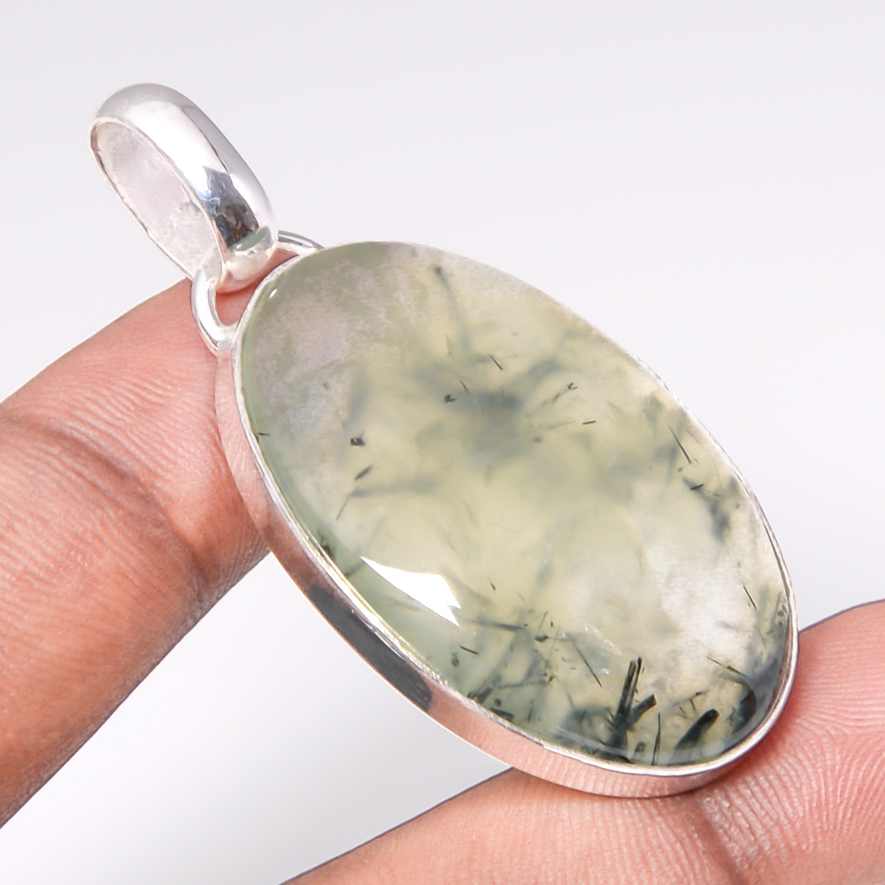 Prehnite 925 Sterling Silver Pendant, Handmade Pendant, Oval Pendant, Green Pendant, Unique Silver Pendant, Fine Pendant, Silver Jewelry Pendant