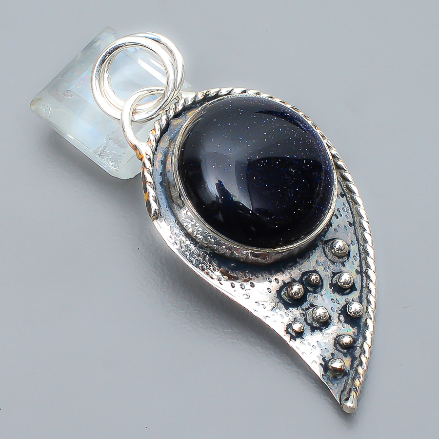 Blue Sunstone 925 Sterling Silver Pendant, Handmade Pendant, Round Pendant, Blue Pendant, Unique Silver Pendant, Fine Pendant, Silver Jewelry Pendant