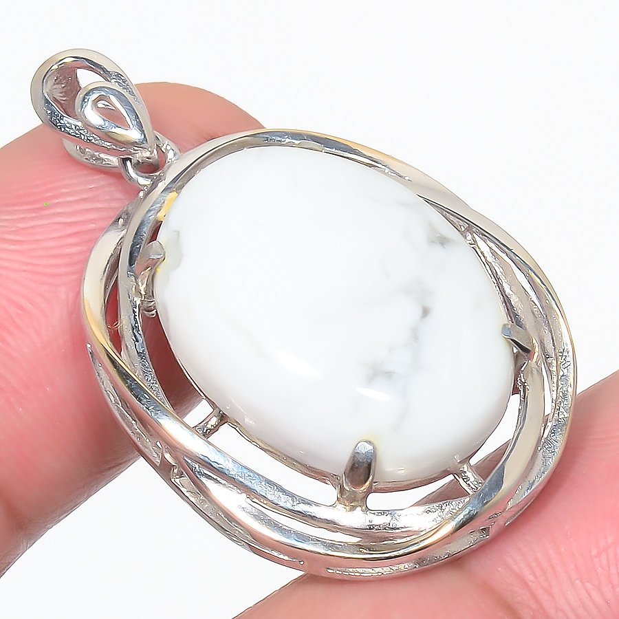 Howlite 925 Sterling Silver Pendant, Handmade Pendant, Oval Pendant, White Pendant, Unique Silver Pendant, Fine Pendant, Silver Jewelry Pendant