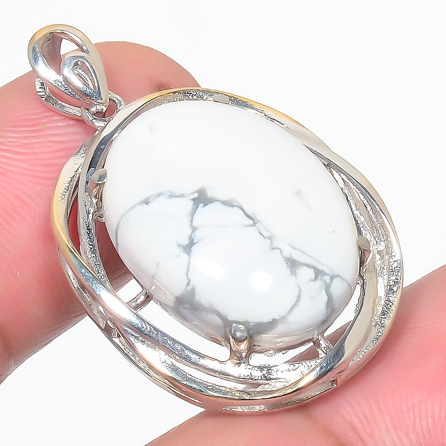 Howlite 925 Sterling Silver Pendant, Handmade Pendant, Oval Pendant, White Pendant, Unique Silver Pendant, Fine Pendant, Silver Jewelry Pendant