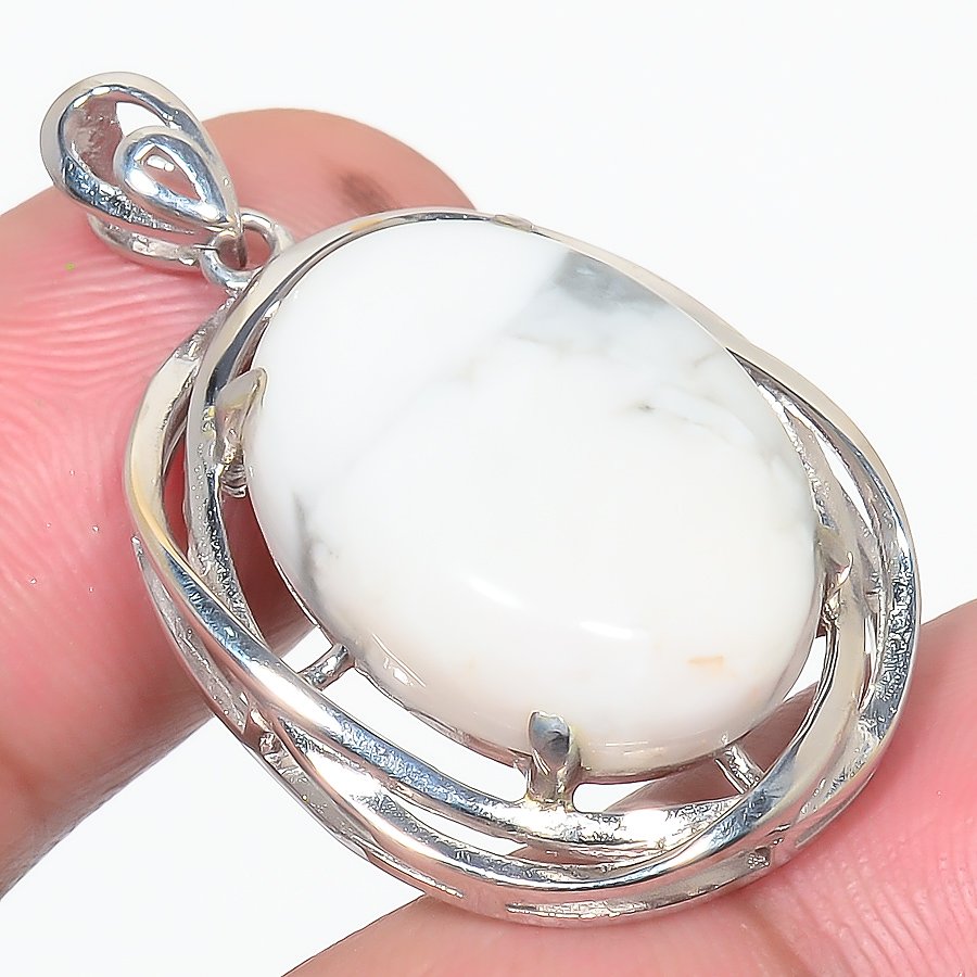 Howlite 925 Sterling Silver Pendant, Handmade Pendant, Oval Pendant, White Pendant, Unique Silver Pendant, Fine Pendant, Silver Jewelry Pendant