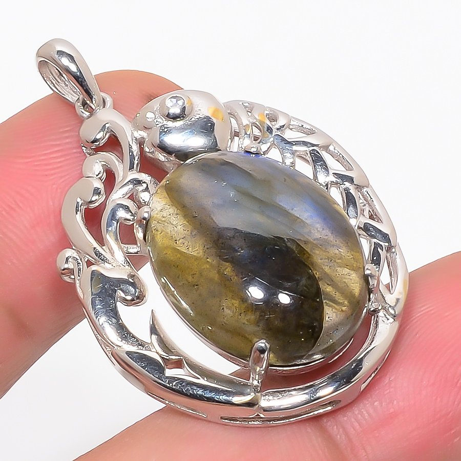 Labradorite & Cz 925 Sterling Silver Pendant, Handmade Pendant, Oval Pendant, Black Pendant, Unique Silver Pendant, Fine Pendant, Silver Jewelry Pendant