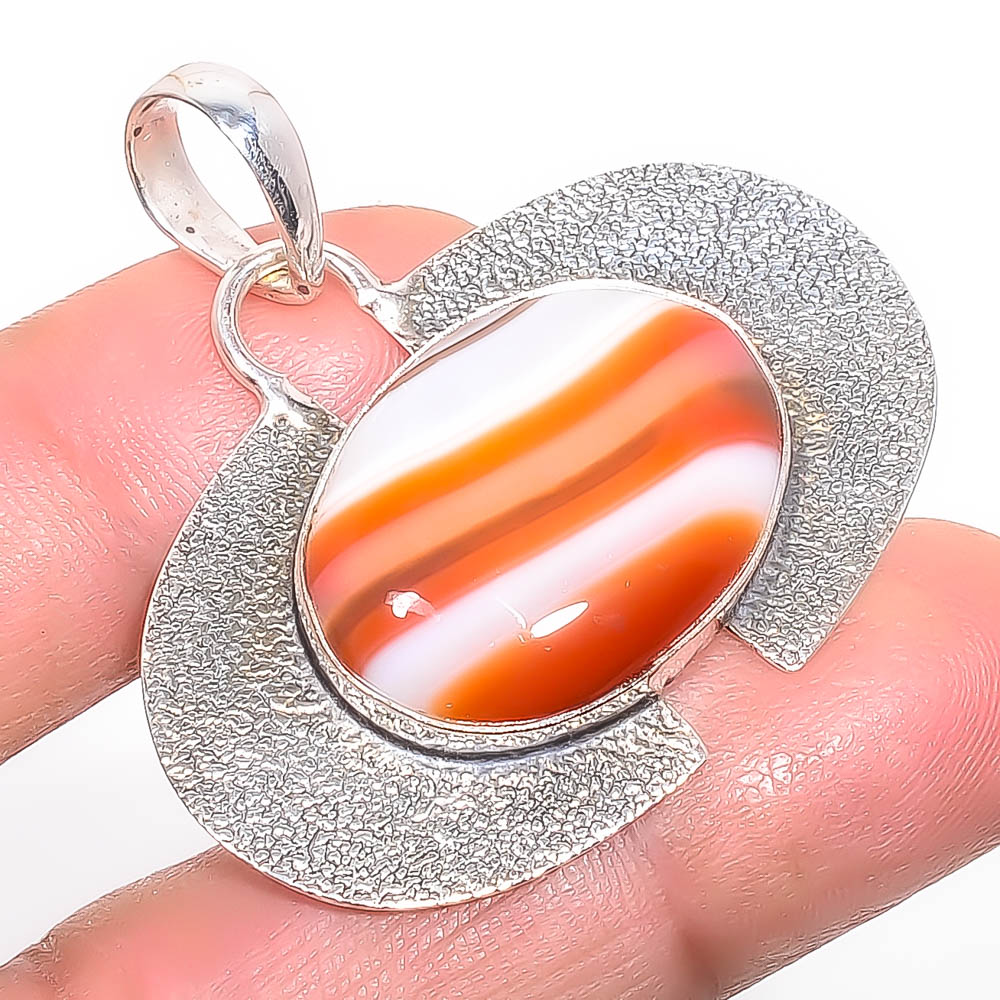 Banded Carnelian 925 Sterling Silver Pendant, Handmade Pendant, Oval Pendant, Red Pendant, Unique Silver Pendant, Fine Pendant, Silver Jewelry Pendant
