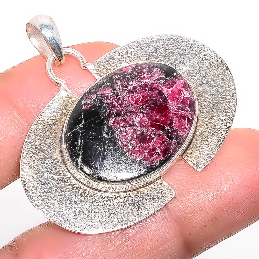 Eudialyte 925 Sterling Silver Pendant, Handmade Pendant, Oval Pendant, Pink Pendant, Unique Silver Pendant, Fine Pendant, Silver Jewelry Pendant