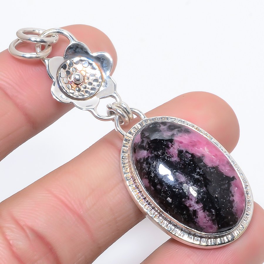 Magnetite Rhodonite 925 Sterling Silver Pendant, Handmade Pendant, Oval Pendant, Pink Pendant, Unique Silver Pendant, Fine Pendant, Silver Jewelry Pendant