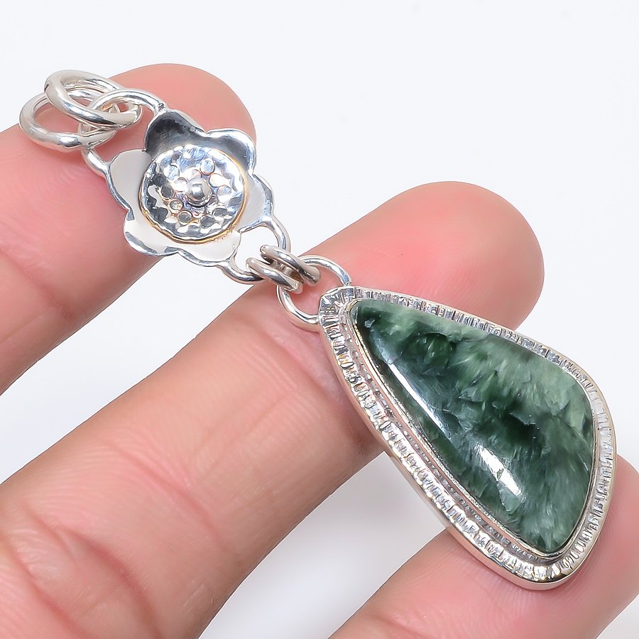 Seraphinite 925 Sterling Silver Pendant, Handmade Pendant, Oval Pendant, Green Pendant, Unique Silver Pendant, Fine Pendant, Silver Jewelry Pendant
